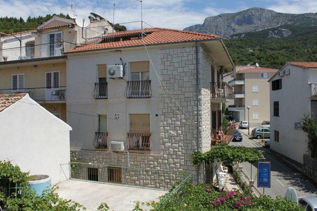 Apartment Kate Подгора Екстер'єр фото