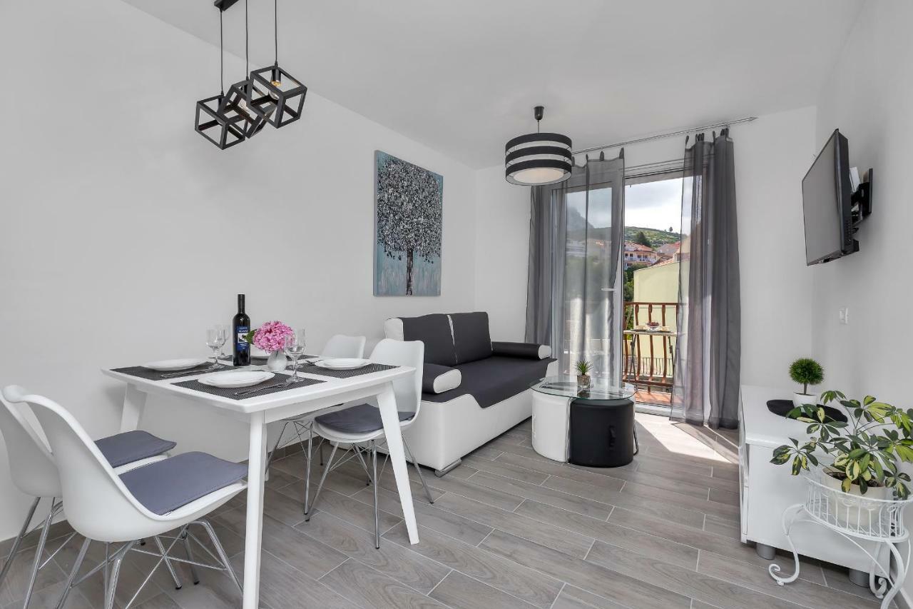 Apartment Kate Подгора Екстер'єр фото