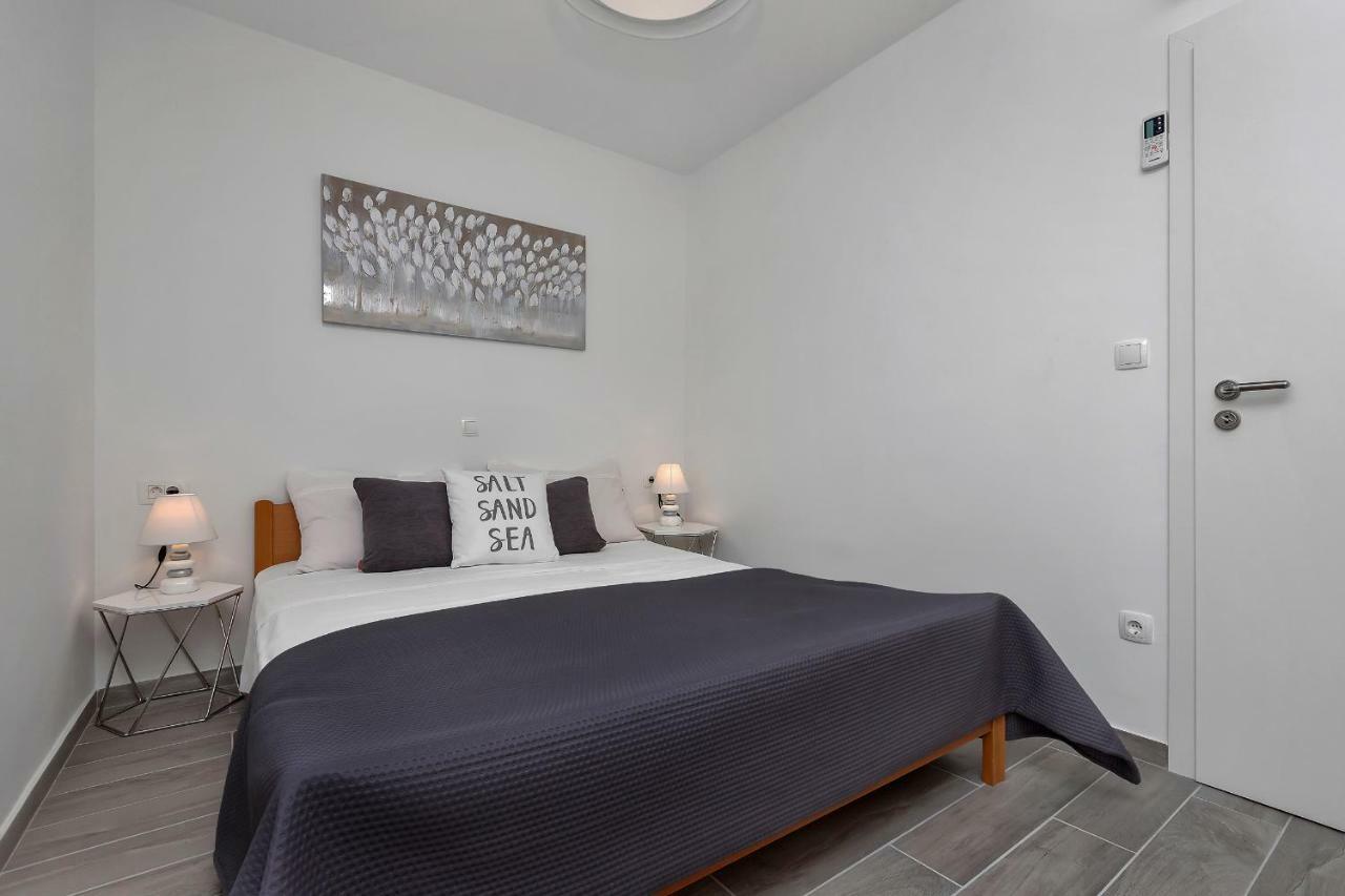 Apartment Kate Подгора Екстер'єр фото