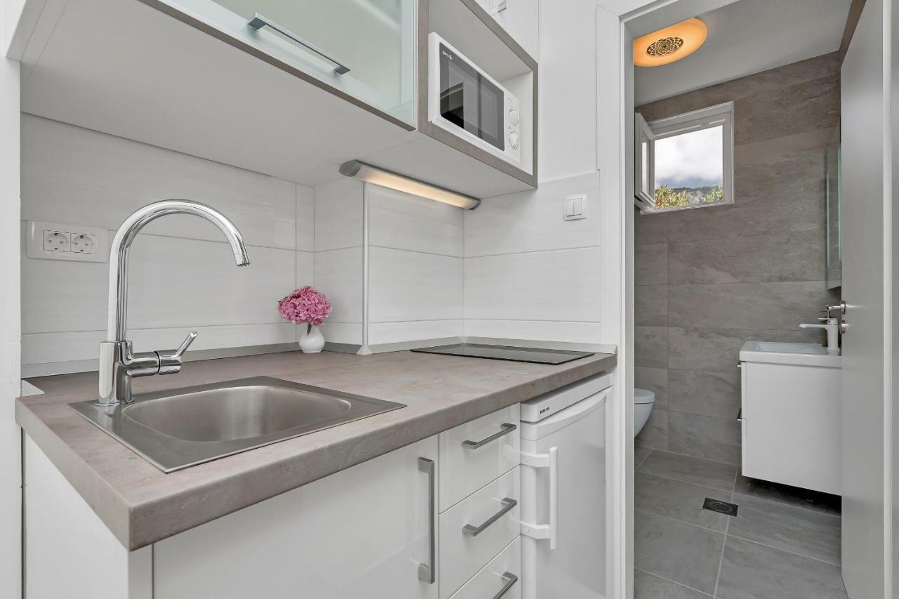Apartment Kate Подгора Екстер'єр фото