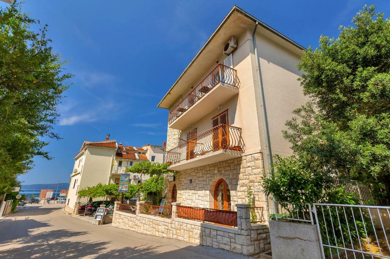 Apartment Kate Подгора Екстер'єр фото
